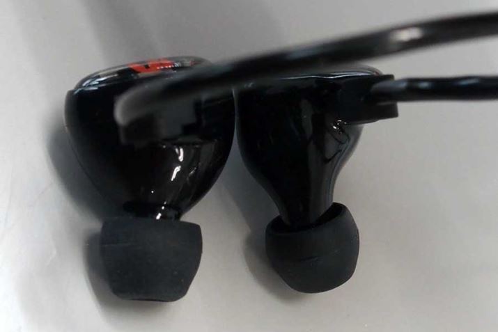 Michelle Limited�i�ʐ^���j��Michelle�i�ʐ^�E�j�B�m�Y��������Michelle�̂ق����኱�ׂ�