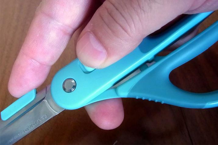 unRAP[hvgĂ݂܂傤B܂ÃXCb`ɐeŵđOփXCh܂