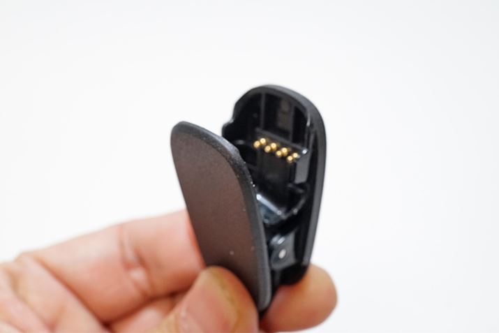 {̂ɐڑق́A΂݂̌`ĂAJƋ̒[q܂