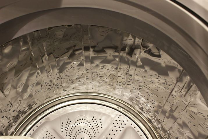 Ȃɐ݂ꂽʉƂƂɁA􂢌ʂ܂