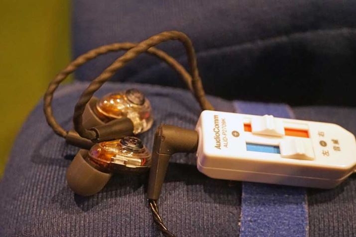 �S�Ȃɉ����K�C�h�p�̃��C�������