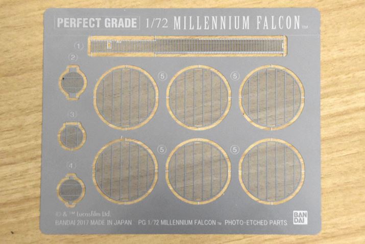 10̃Gb`Op[ĉݐڒ܂ŐڒBȂA֗p̃vX`bNp[ctĂ