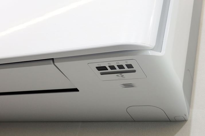 ZT[⃊R̎́A{̒ʂ̖ڗȂɔzĂ܂