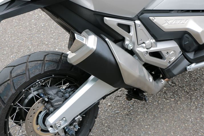 }t[̃TCT[̃TCY͑傫ȂAʂ͂}Ă