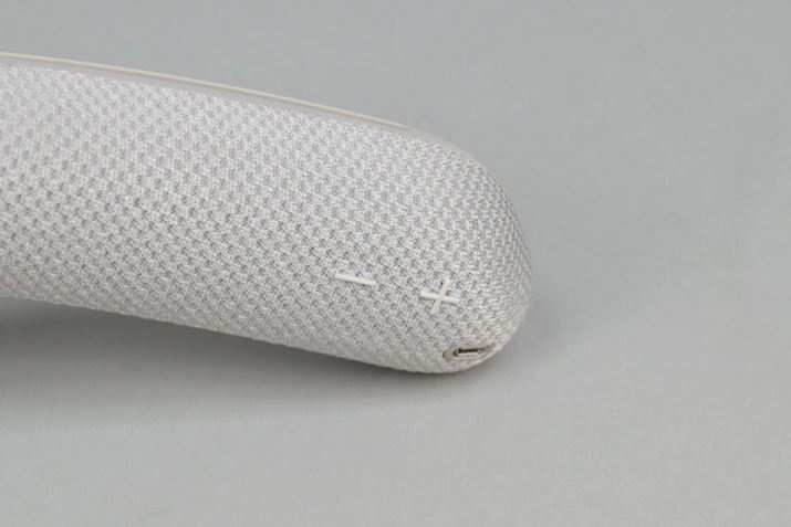 {̍̃Xs[J[̓ɂ́Aʒ߃{^zu