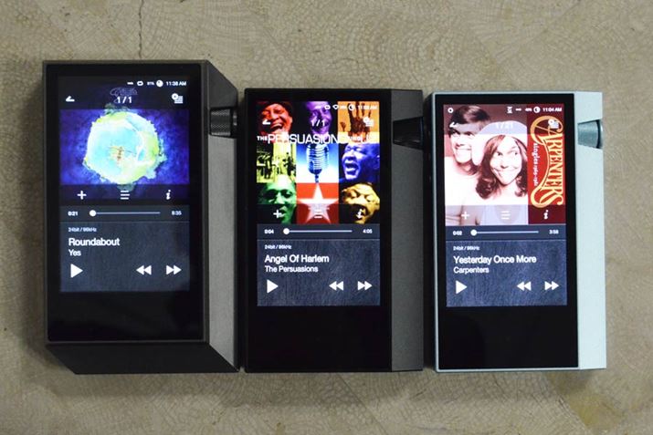 �V���O��DAC�̃I���W�i��AK70�AAK70 MKII�Ɠ����f���A��DAC�\����AK240��p�ӂ��A���������킵���`�F�b�N