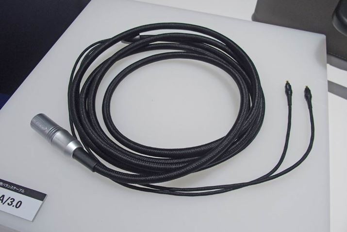 uATH-ADX5000vpXLRoXڑpP[uuAT-B1XA/3.0vIvVŗpӂ