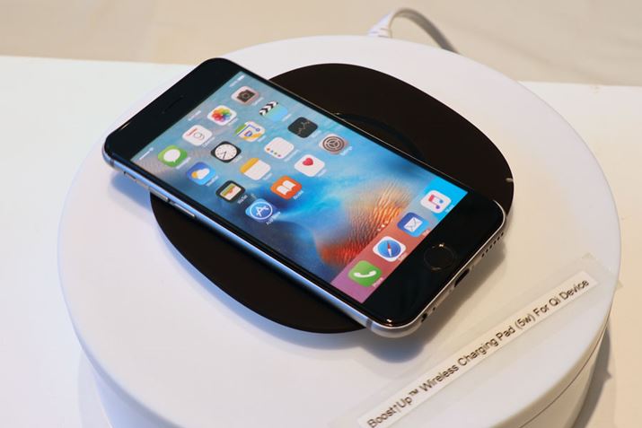 5W^Cv́uBoostUp Qi Wireless Charging Padi5Wjv