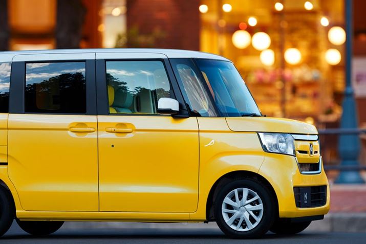 V^N-BOXł̓GWvbgtH[̍VɂAs\啝ɌサĂ