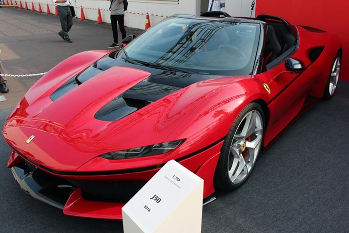 {胂fuJ50vi2016NjBtF[̓{io50NLO10̂ݐꂽ̂