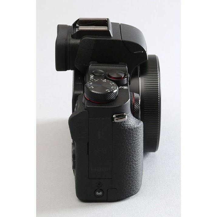 w3{Y[Y̗pĂ邪AY[̉s51.4mmƃXɂ܂Ƃ܂Ă