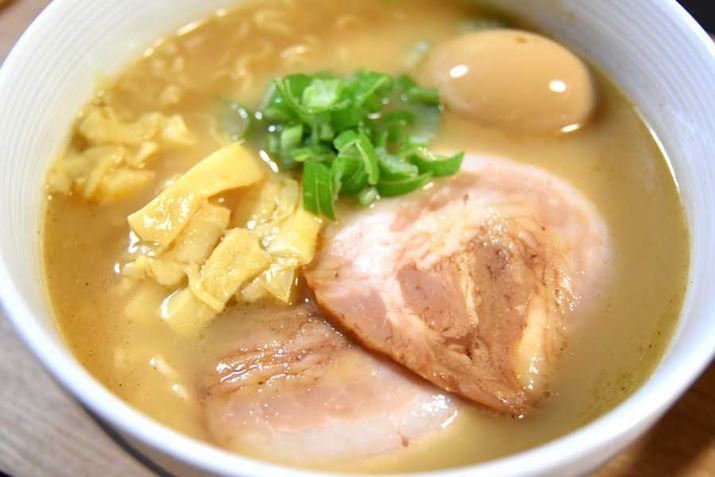 450ml̂ɖ˂āA3قǂł΂łBނgbsO܂