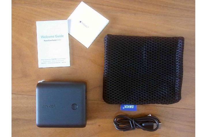 iǂj́A{́ijAmicroUSBP[uA|[`A[U[KChĂ܂