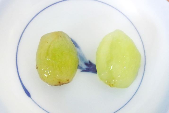 Ƃŋijƃ}XJbgiEjĔ̐F͂܂Ⴄ̂ɁAʎ̐F͎Ăł