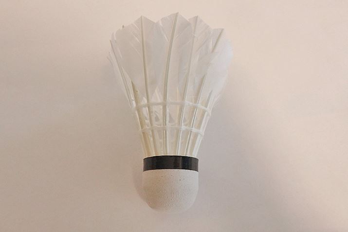 KxȏdʊŃPbgɓƂ蒵˕ԂĐ悭т܂