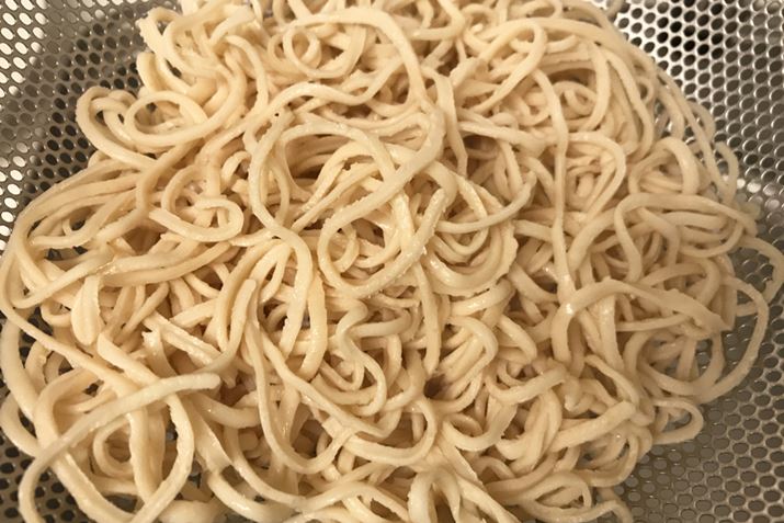 ˂̕\ʂ͖щH悤Ȋł邵ĂȂ̂ŁA˂X[vƂ̗݂悳