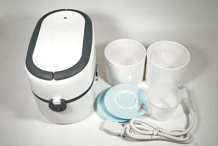 ́A{́Aїe2AۊǗpt^2AvʃJbvAdP[uA戵ł