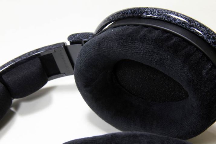 HD600̃C[pbhB̃NX̃wbhzȂ̂ŁAO\