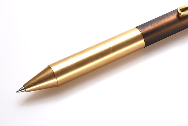 Obv̑fނ́Aނo̐^JBgނقǂɕωĂ