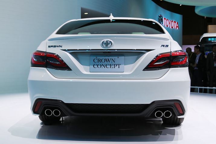 �g���^�uCROWN Concept�v�i�V�^�N���E���j