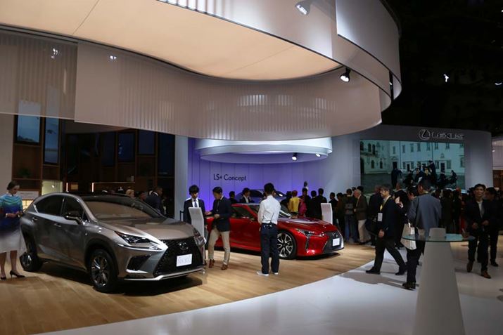 [^[V[2017̃NTXu[X̗lq