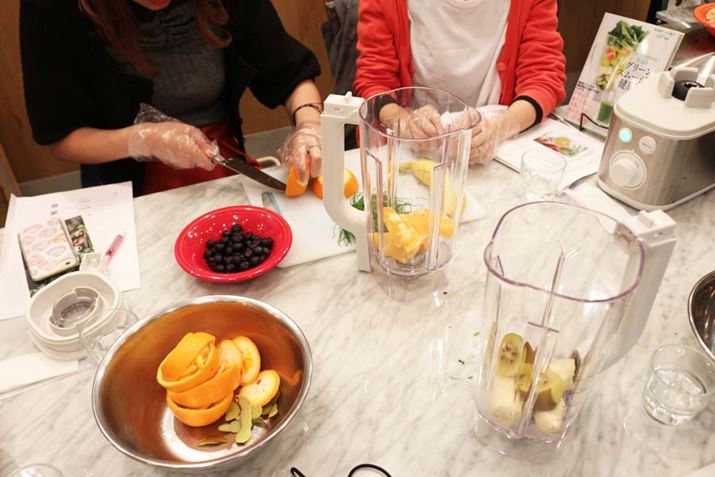 Q҂̂̂̃VsōޗJbgăX[W[܂