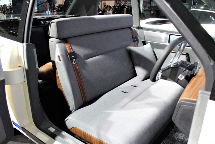 �z���_�uHonda Urban EV Concept�v�t�����g�V�[�g