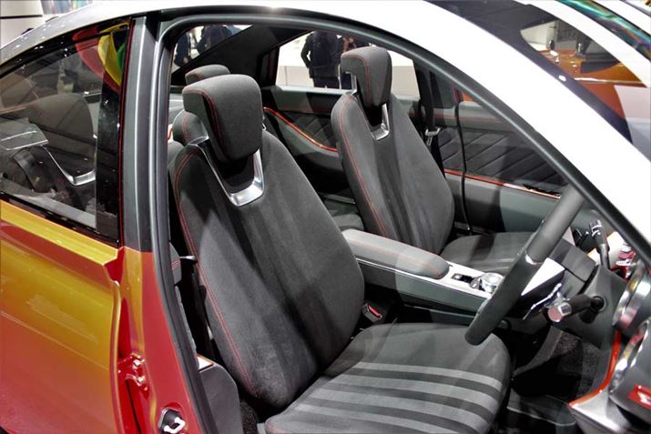 �_�C�n�c�uDN�R���p�[�m�v�̃C���e���A�A�V�[�g