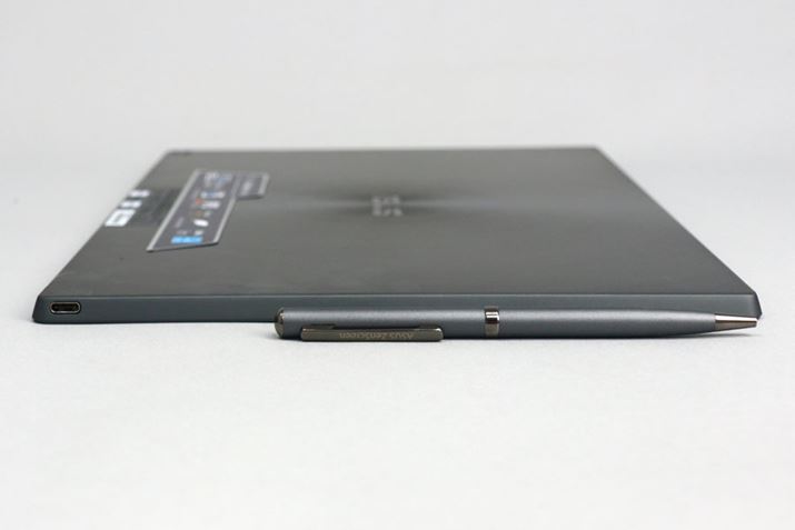 8mmŁAt̃{[yAZenScreeny̑ƂقƂǕςȂ