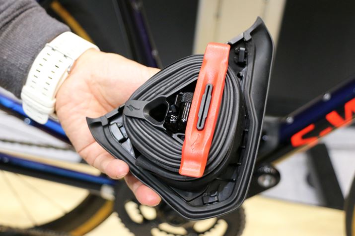 Uzɂ͊֌ŴȂƂAXg[W̓Ɍp̃`[uH߂͕̂֗