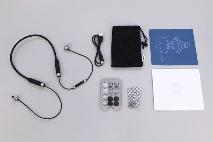 iɂ́A8ނ̃C[s[XALO|[`A[dpP[uȂǂt