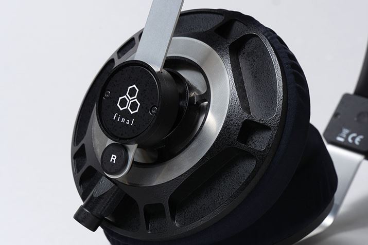 A~}OlVE̐؍{fBBxōꂽU̍肾