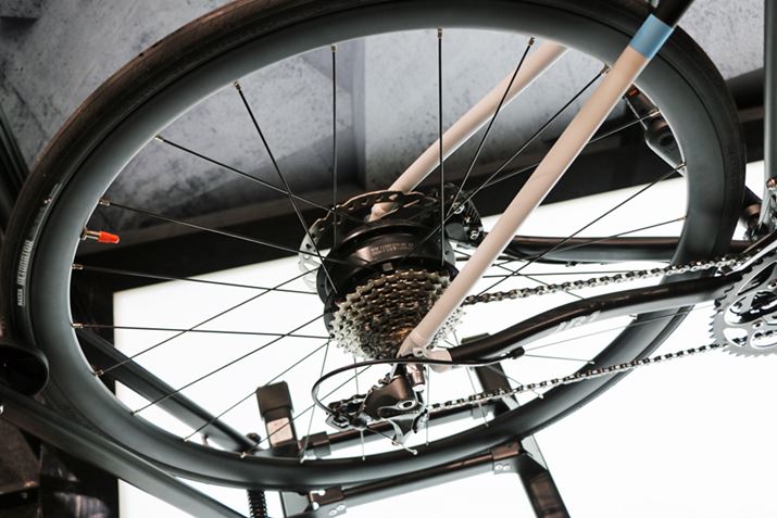 uJR1v́Anuƈ̂ƂȂCzC[^Cṽ[^[̗p