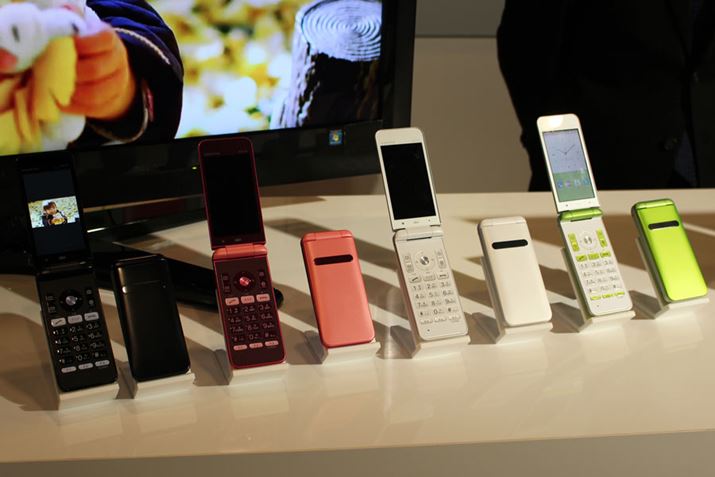 J[oG[V́AO[AsNAzCgAlCr[ubN4F