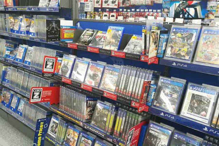 ŋ߂͂R[i[ɍsƁAςQ[邻