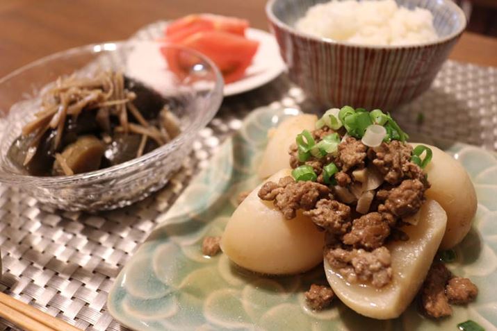 {ûȂ̎ϐZBǂ͍݂̈˂Ɛ؂̃g}gŃJo[܂