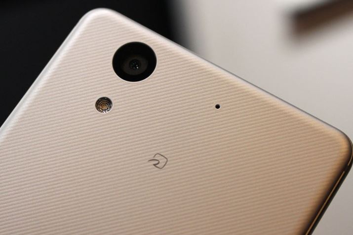 CJ͉xA_uԂɎBeł郌X|X̍