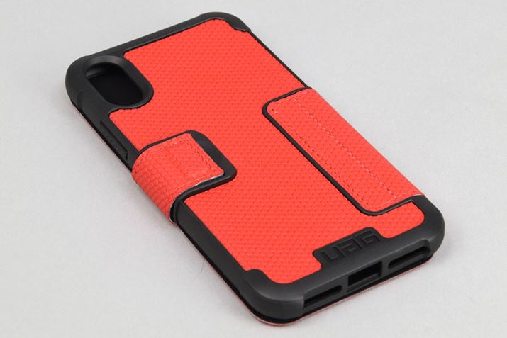 uURBAN ARMOR GEAR METROPOLISP[Xv́Aʐ^́u}O}v܂ޑS3FœWJ