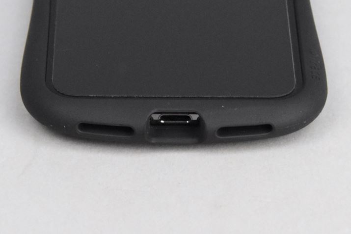 XeIXs[J[Lightning|[gp̌́AȂ[߁BLightningP[u͂}