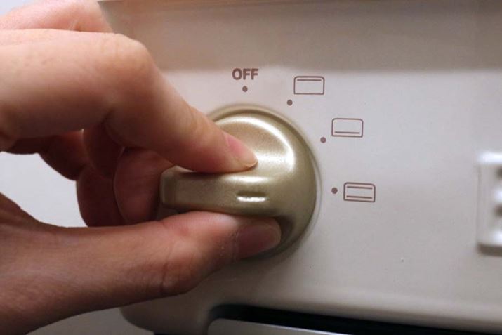 ̃_CAu㉺q[^[vɍ킹܂