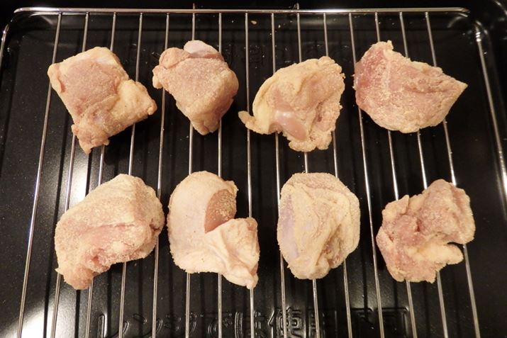 {Ɏŝ̂g܂ԂAĂԂɕׂ珀