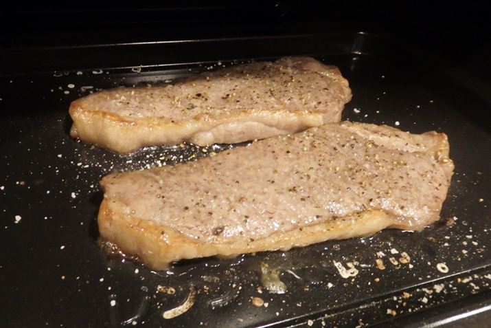 Xe[L̉ḾA5ŏIBłFĂāAȃXe[Lł