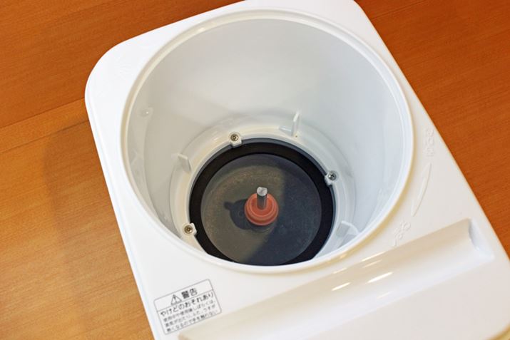 {̒ɂ̓{C[𑕔B̕ɐ𒍂ACłĂ܂