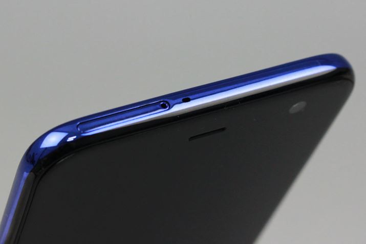 㑤ʂɂ́ASIMJ[hmicroSDXC[J[hi256GB܂őΉj̃Xbg