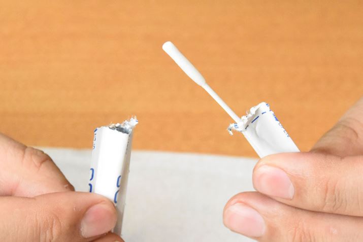 pbP[W𒆉̐؂JƁAȖ_̂悤ȃXeBbNoĂ܂