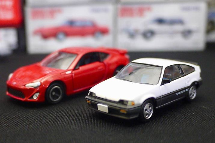 ԂԂʏg~J́ug^86v  BfBe[ׂ̍hׂ̍ȂǂقȂ܂B܂TCY͒ʏg~JȂ܂ 