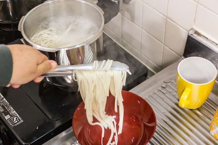 łāAɈڂB̎AJbRȂŃgOgƊy