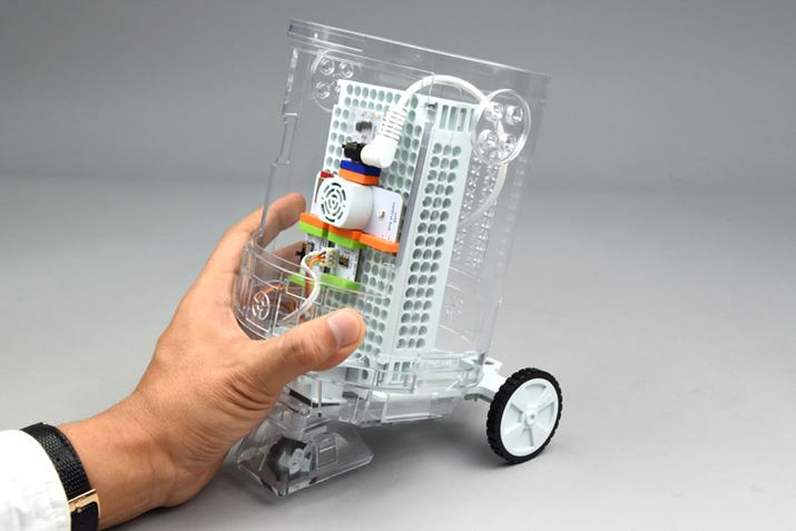 {fBp[ćA͂ߍނ̊ȒPdl