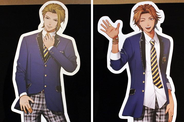 ARP̃o[4l̒jqZB\ŊĂ̂́AVWijƃIiEj