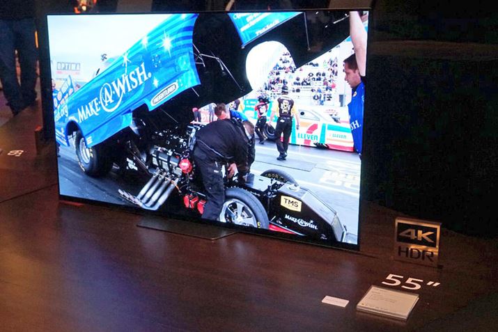 �\�j�[��4K�L�@EL�e���r�uA8F�v�̓f�U�C���ύX�̃}�C�i�[�`�F���W���S